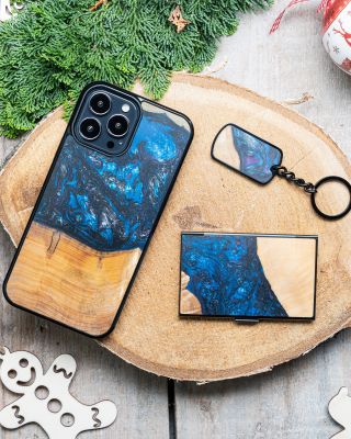 Jen pár hodin! Tvoje šance objednat naše dřevěné produkty tak, aby dorazily včas pod stromeček. 🎄✨ Jestli jsi čekal na...